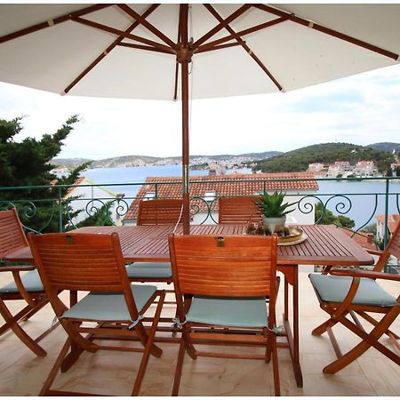Seaview Apartment - Rogoznica Рогозниця Екстер'єр фото