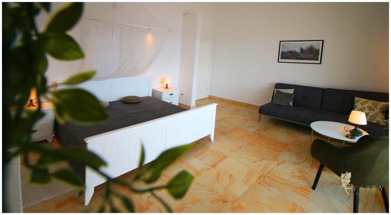 Seaview Apartment - Rogoznica Рогозниця Екстер'єр фото